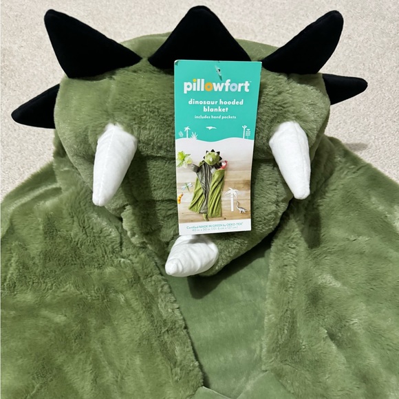 Dinosaur Kids Hooded Blanket by Pillowfort - Picture 4 of 5